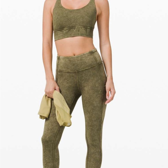 Lululemon Fast and Free High Rise Tight 25" *Ice Dye
Ice Wash Moss Green sz 6 - Picture 4 of 8